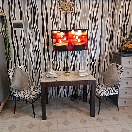 Closest Studio With Balcony From Cebu Airport Мактан Екстер'єр фото